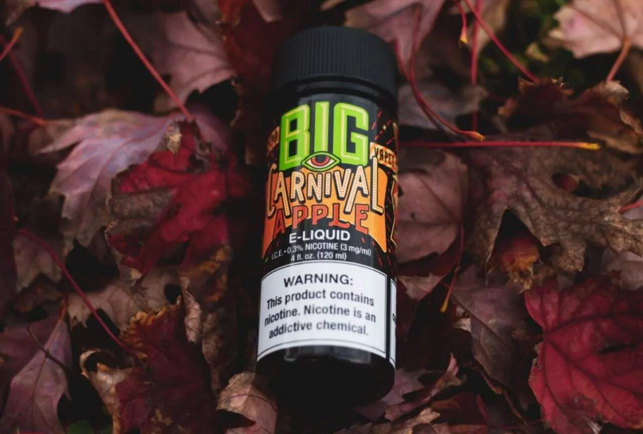 E-Liquid bottle with custom label